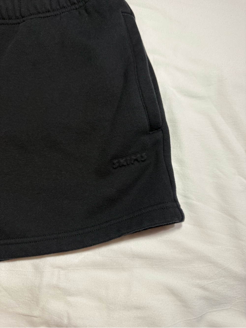 SKIMS Cotton Fleece Shorts - Picture 3 of 6